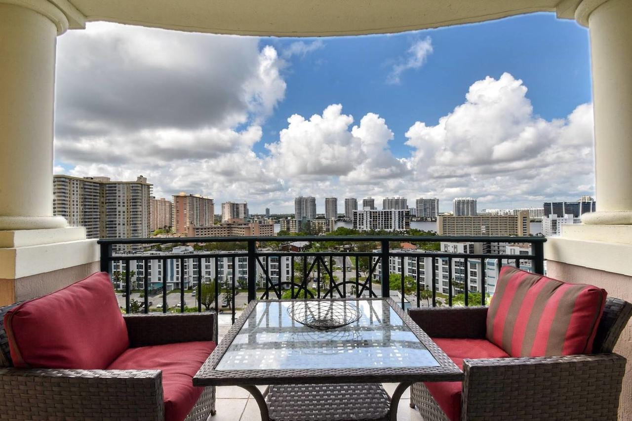 Modern Asian inspired 2 bedroom apt Miami Beach Eksteriør billede